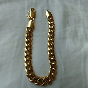 18k gold bracelet